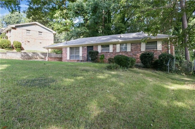 Building Photo - 2887 Darrah Dr SW