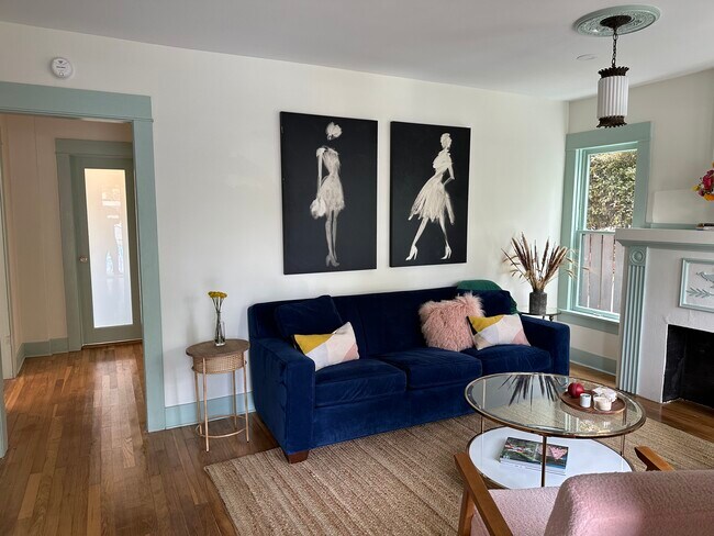 Building Photo - 1615 Shell Ave