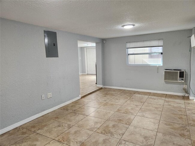 Foto del edificio - 4425 Fairview Ave