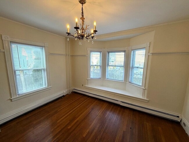 Building Photo - 47 Lyman Ave