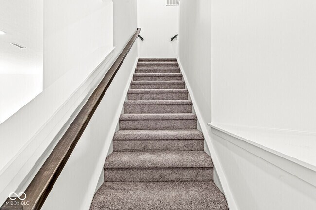 Foto del edificio - 7651 Marin Pkwy