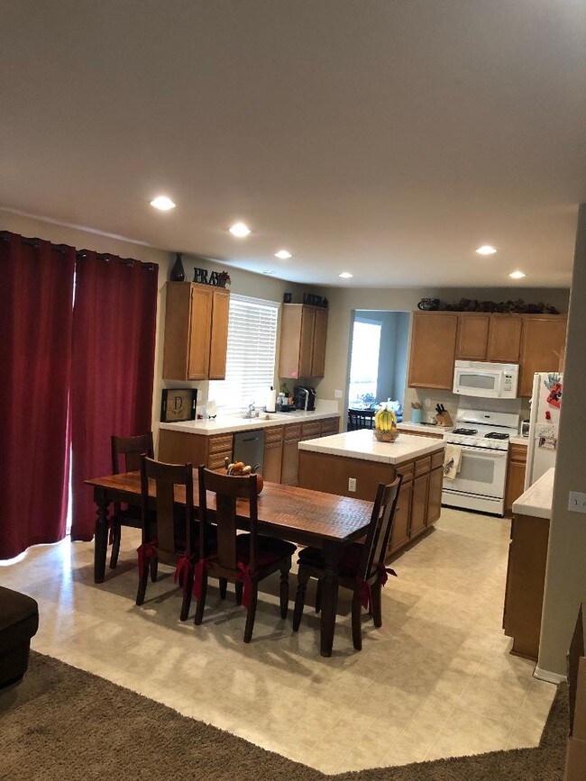 Foto del edificio - 6427 Diamondback Rd