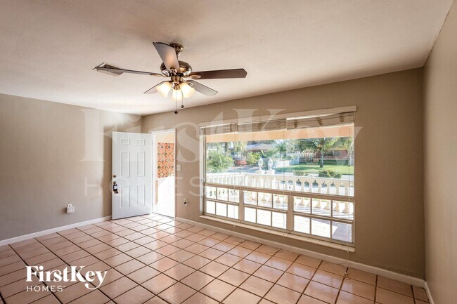 Foto del edificio - 7619 Kismet St