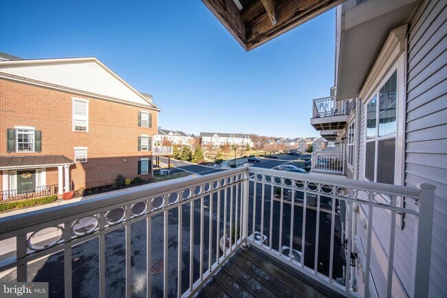 Foto del edificio - 400 Orchard Ridge Dr
