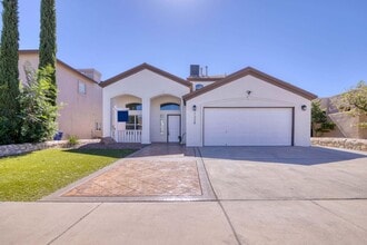 Building Photo - 7328 Corona Del Sol Dr