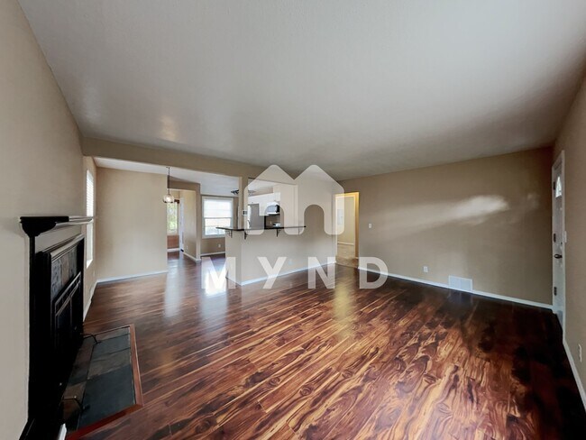 Foto del edificio - 3134 N Mullen St