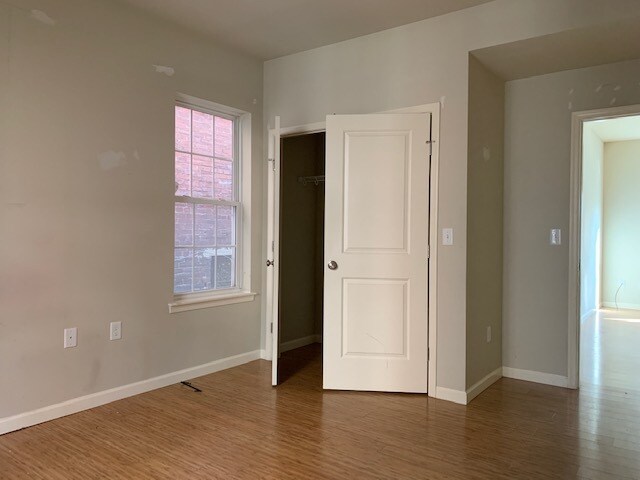 Building Photo - 222 Muench St