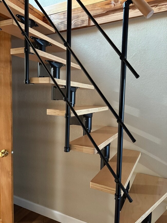 Building Photo - 79 S Ione St