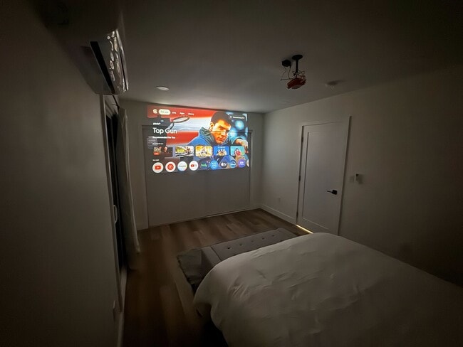 Building Photo - 19924 Bellemare Ave