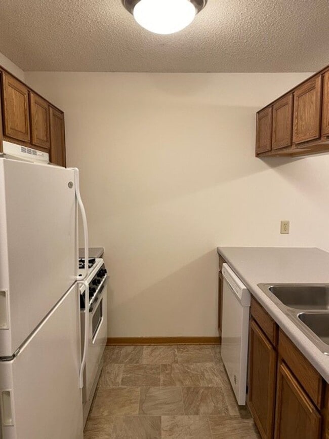 Interior Photo - Shadow Green Apartments