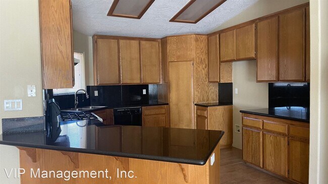 Foto del edificio - 3 br, 2 bath House - 11875 Belmont Rd