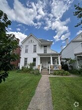 Building Photo - 509 W 3rd St