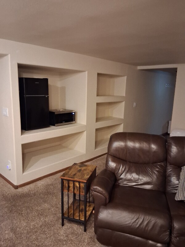 Foto del edificio - 145 Indiana St