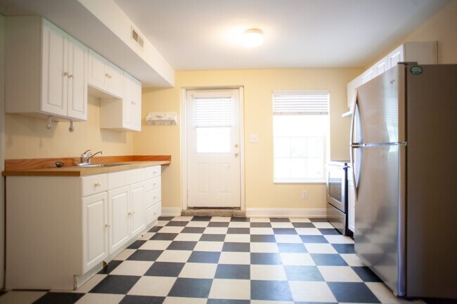 Foto del edificio - Studio apartment near downtown Carrboro