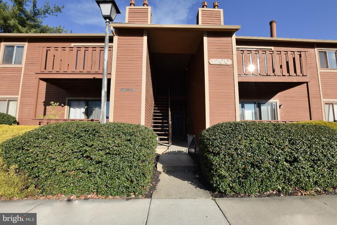 1208 WOODHOLLOW Dr, EVESHAM, NJ 08053 Condo for Rent in EVESHAM, NJ