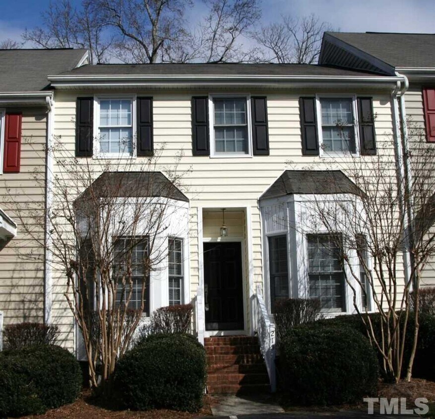 Primary Photo - 215 Riverwalk Cir