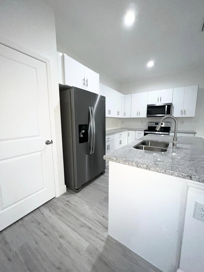 Building Photo - 7016 Camp Ct