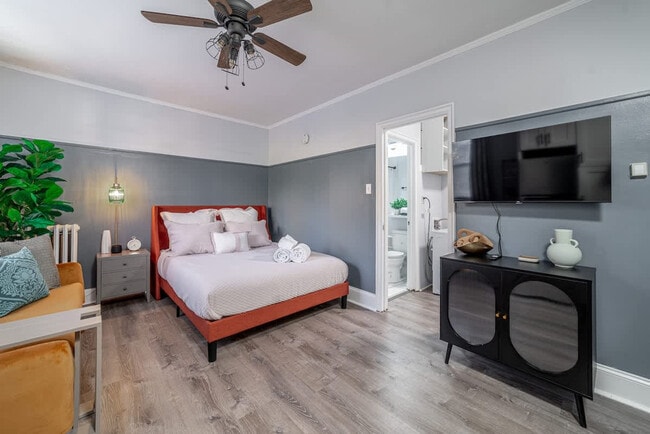 Foto del edificio - 2119 N Sedgwick St