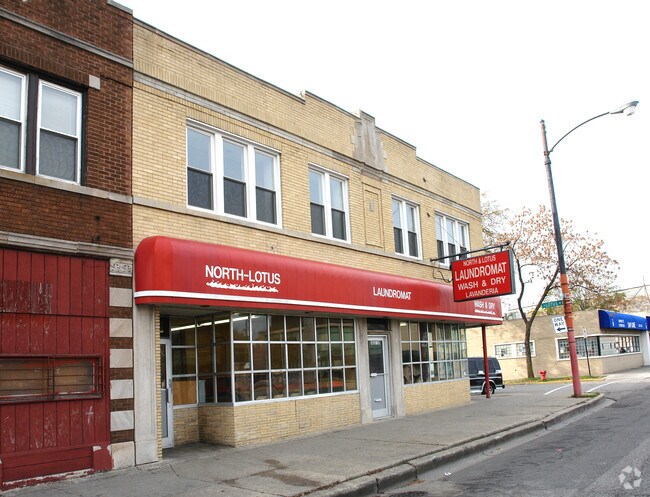 Foto del edificio - 5433-5435 W North Ave