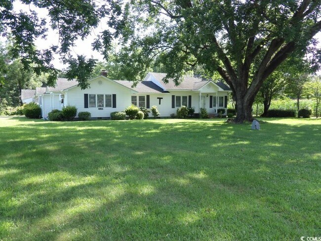 Foto del edificio - 6801 Swamp Fox Hwy W