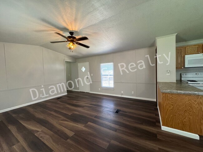Foto del edificio - Nice & Clean Mobile Home for Lease!