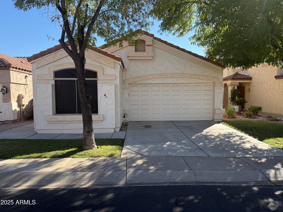 Foto principal - 3440 E Southern Ave