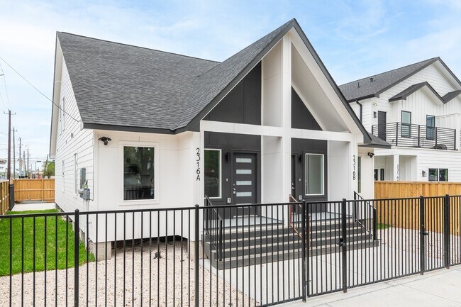 Foto del edificio - 2316 McKee St