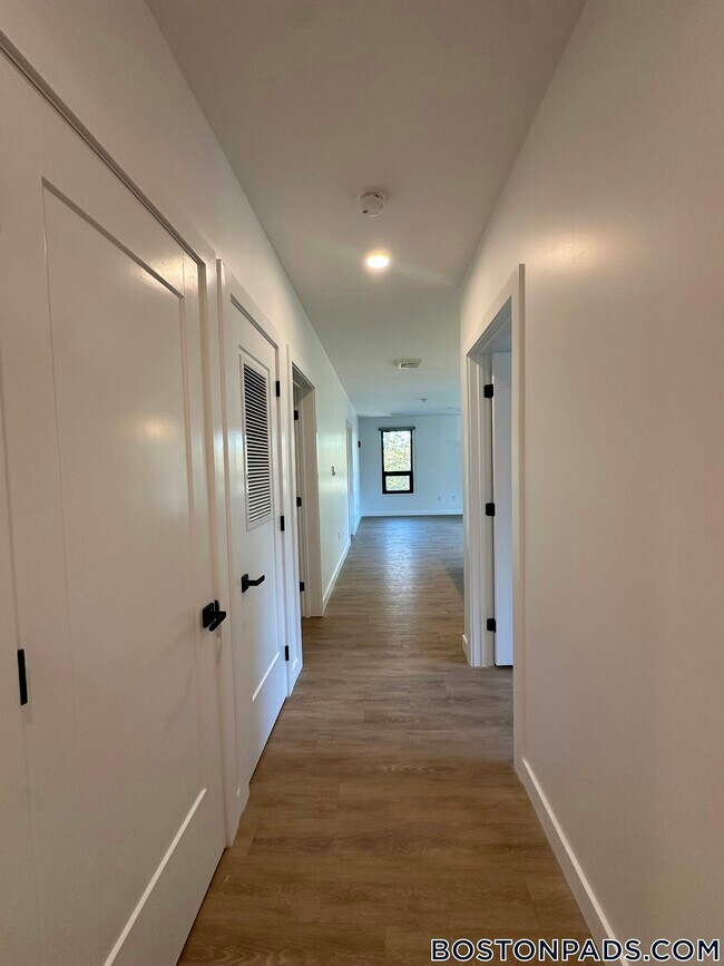 Foto del edificio - 199 Gardner St