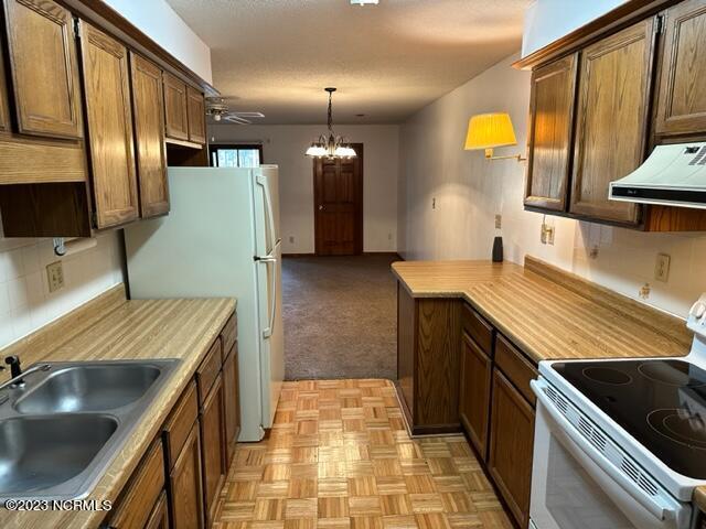 Building Photo - 309 Country Club Villa Dr