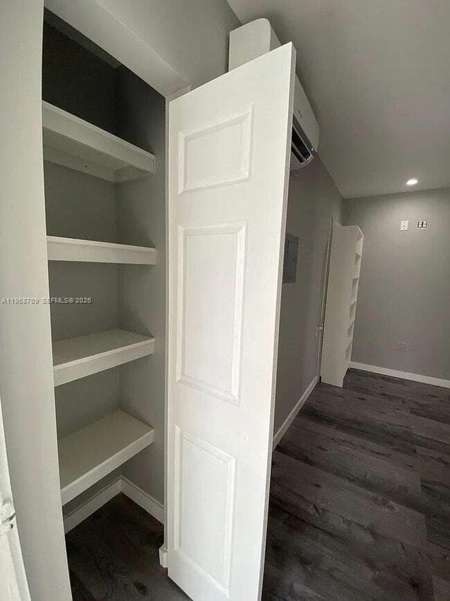 Foto del edificio - 2126 NW Flagler Terrace