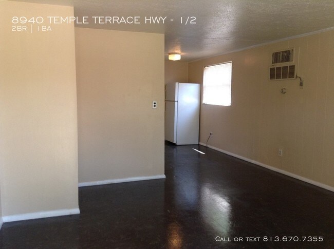 Foto del edificio - 8940 Temple Terrace Hwy