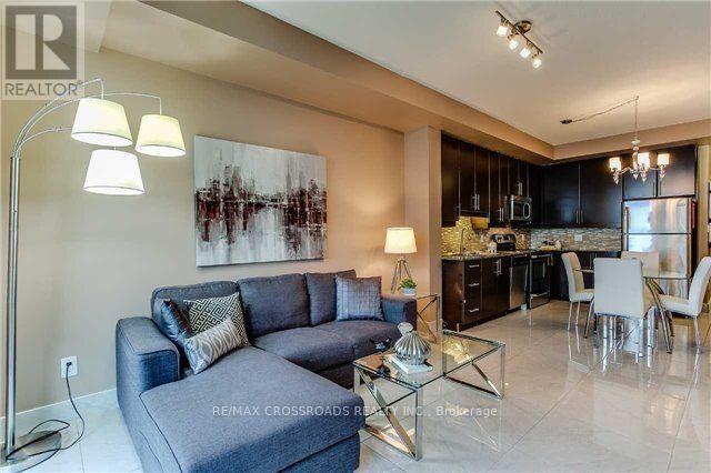 Photo du bâtiment - 33 Bay St.