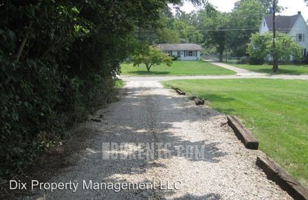 Building Photo - 2453 Wilbraham Rd