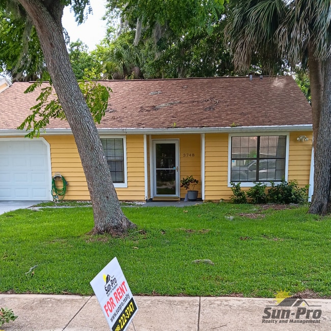 Photo - 3748 Gatewood Dr House
