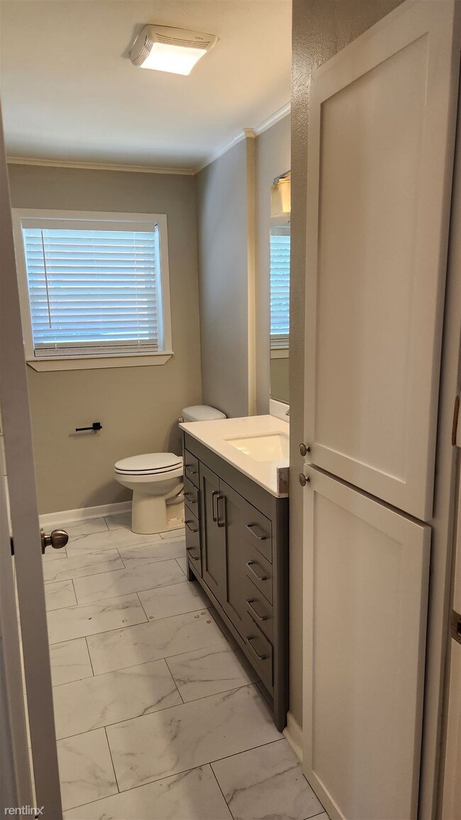 Building Photo - 3 br, 2 bath House - 3114 Tanglewood Dr FR...