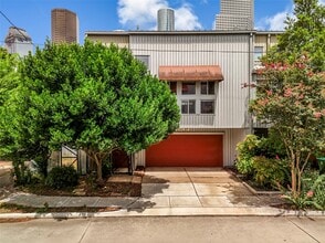 Building Photo - 1303 Arthur St