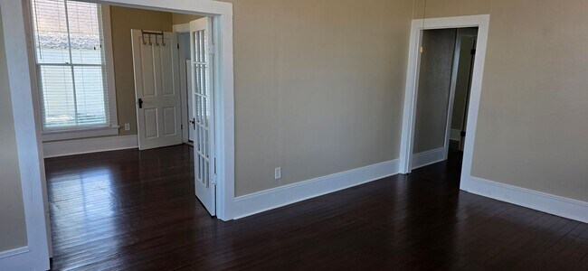 Building Photo - 4510 Avenue R 1/2