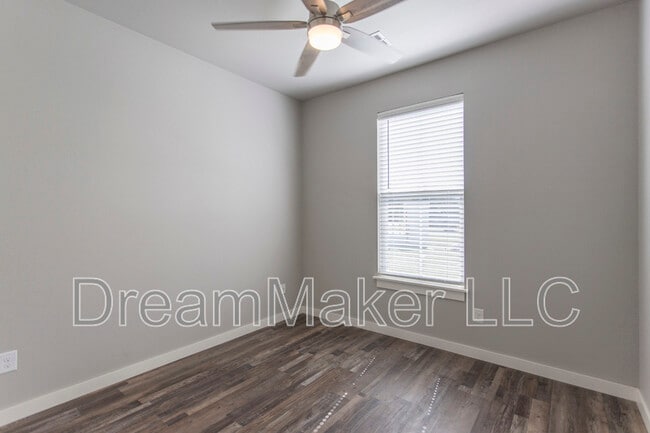 Foto del edificio - 3141 SE 35th St