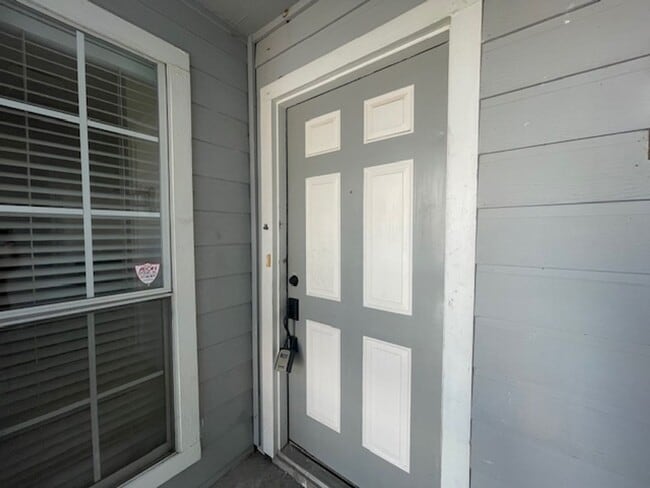 Building Photo - 2105 St Michaels Dr