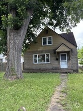 Building Photo - 5507 MacCorkle Ave SW