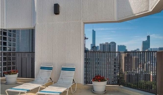 Foto principal - 1115 N Dearborn St