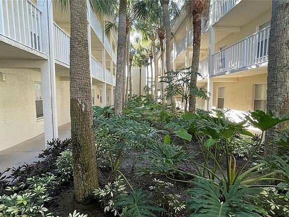 Building Photo - 7294 Cloister Dr