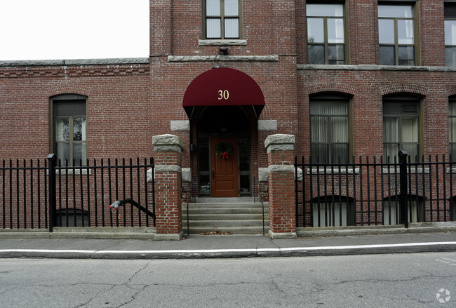 Building Photo - Andover Commons