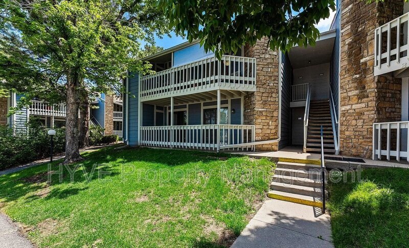 Primary Photo - 8600 East Alameda Avenue