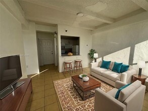 Building Photo - 800 Washington Ave