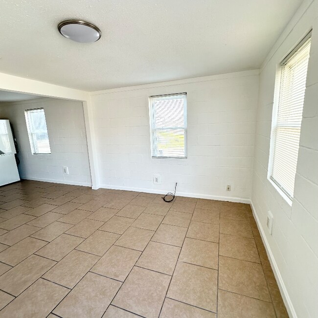 Foto del edificio - 8724 Forshey St