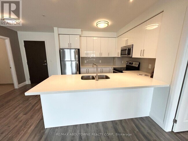 Photo du bâtiment - 508 - 460B BELMONT AVENUE W