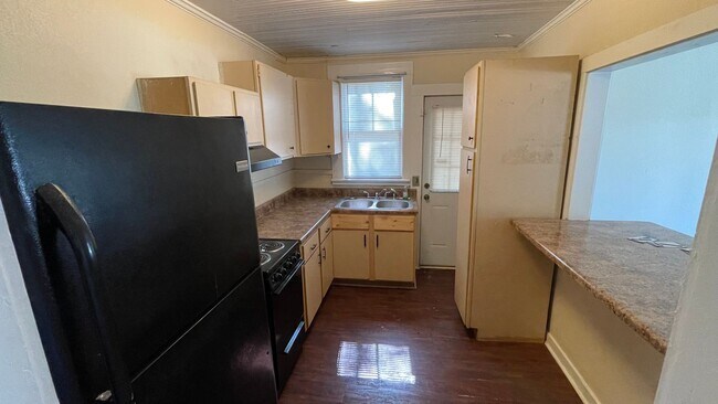 Foto del edificio - Duplex For Rent