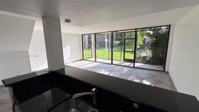 Foto del edificio - 2961 SW 87th Ave
