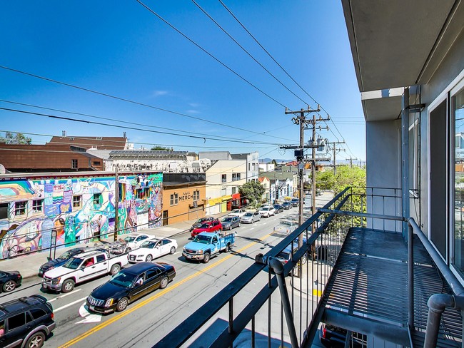 Building Photo - 3571 16th St